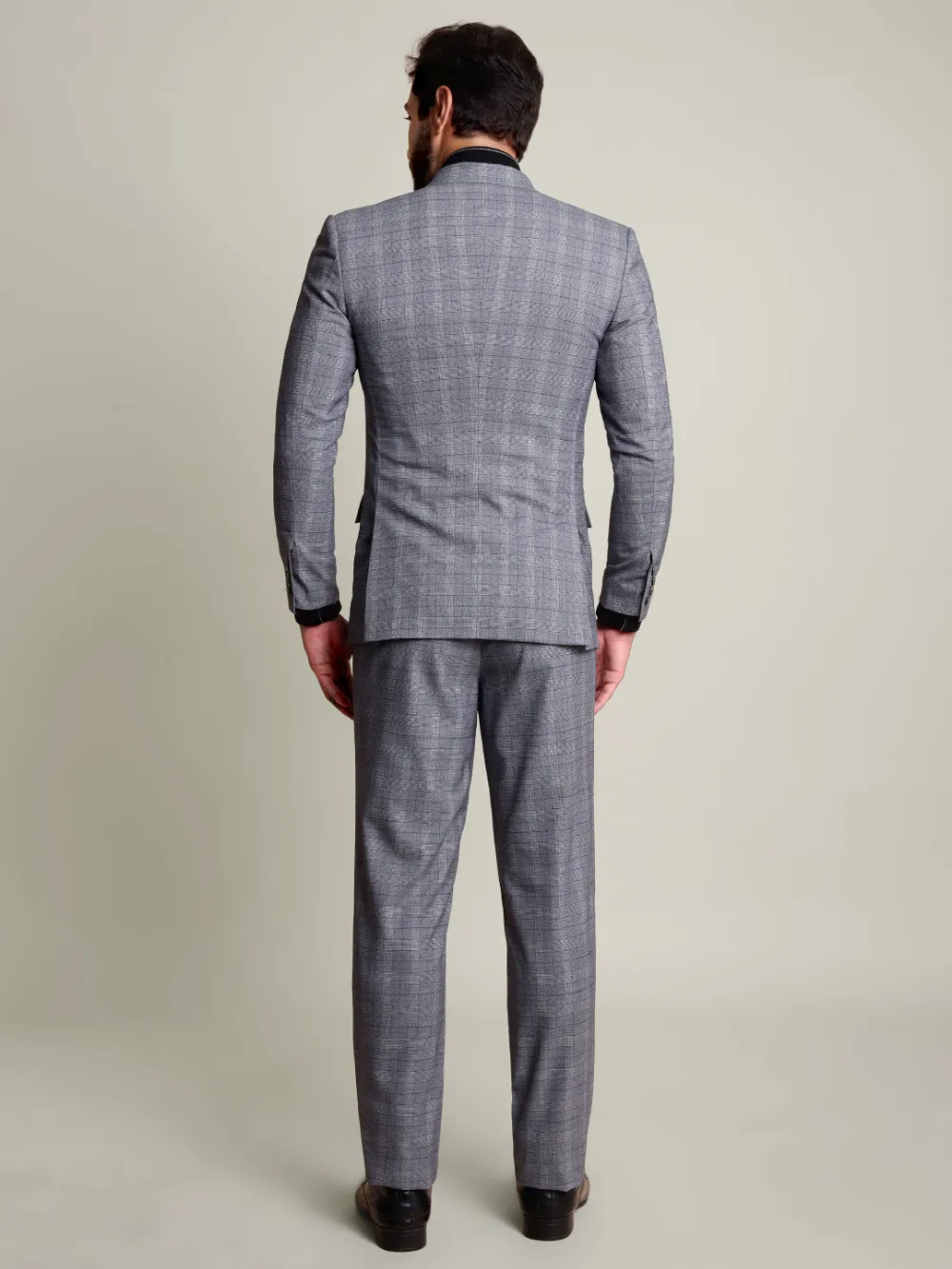 Luxury Wool Polyester Blend Suit with Plaid Weave ? Gray with Black Grid