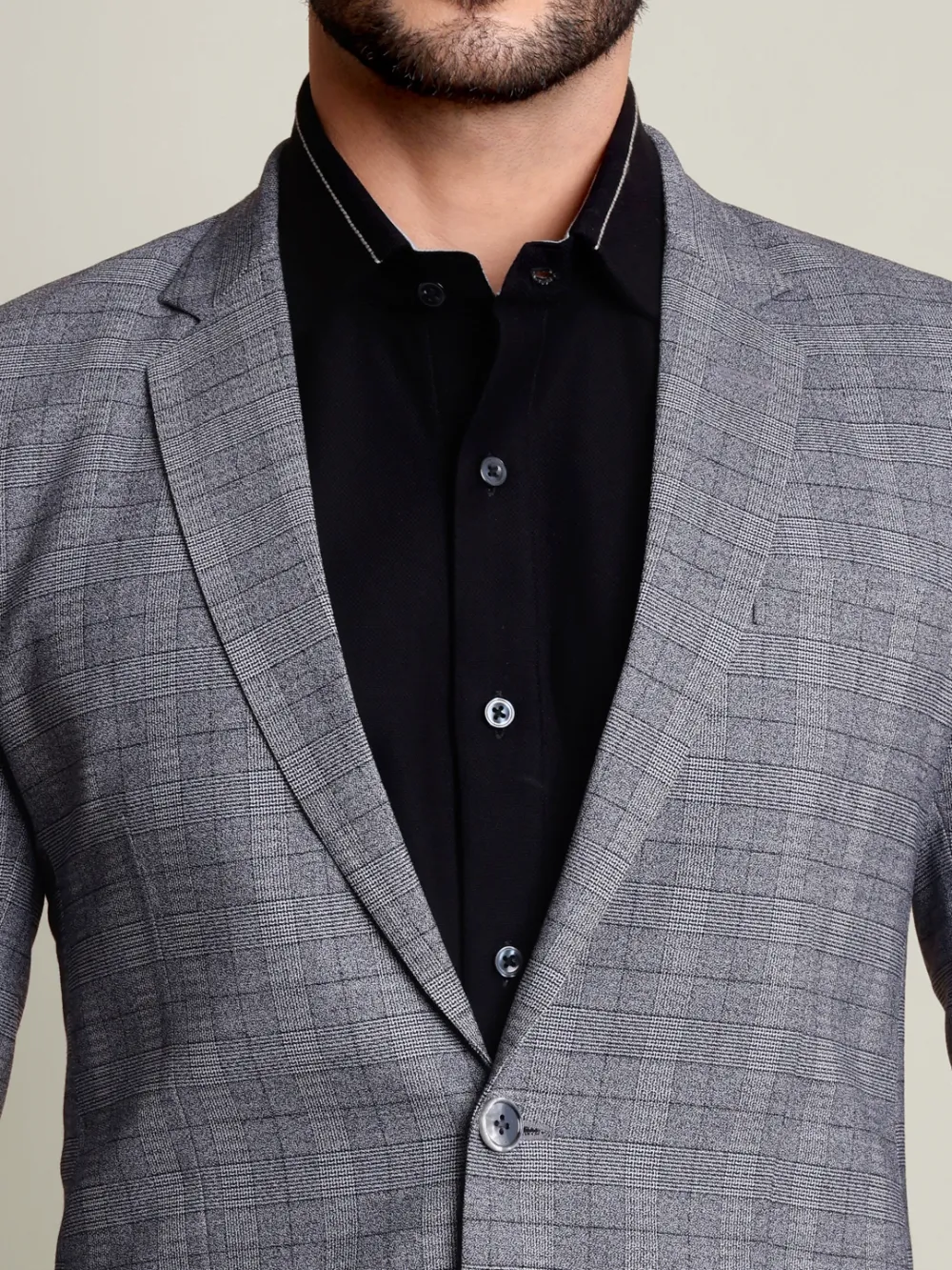 Luxury Wool Polyester Blend Suit with Plaid Weave ? Gray with Black Grid
